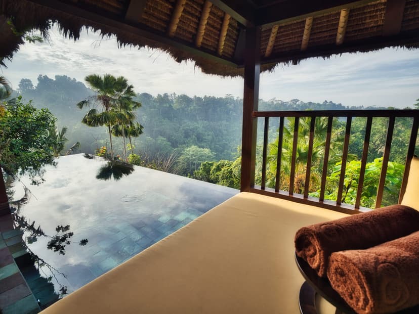 Family Pool Villa